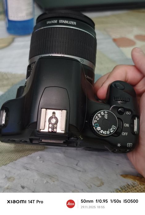 Canon eos 450D в перфектно състояние  незнам дали работи