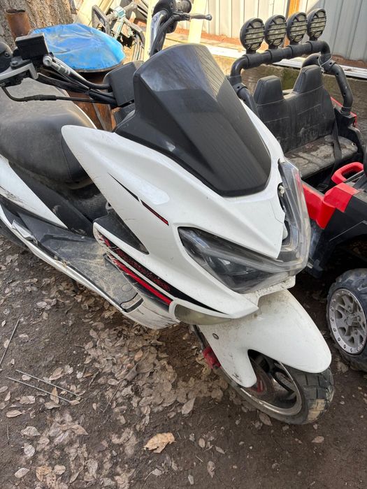 Продам мопед макси 150 куб