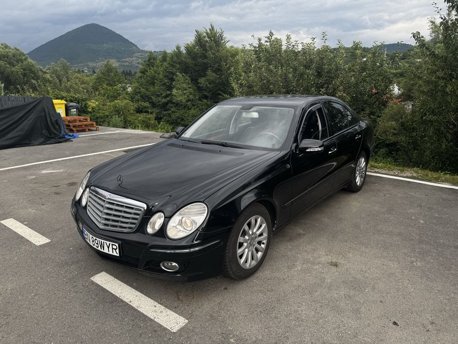 Mercedes Benz E clase W221
