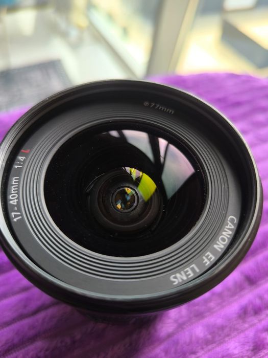 Объектив canon 17-40mm.
