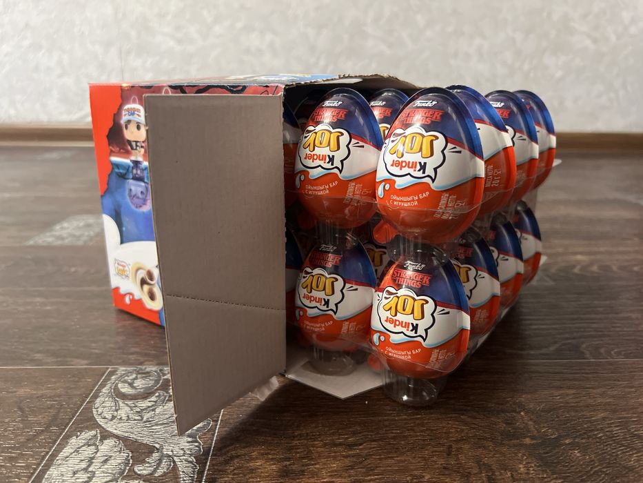 kinder joy stranger things осд