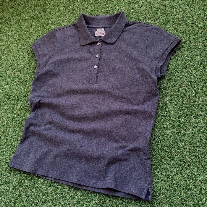 Дамски тениски TOMMY HILFIGER, DIESEL u други