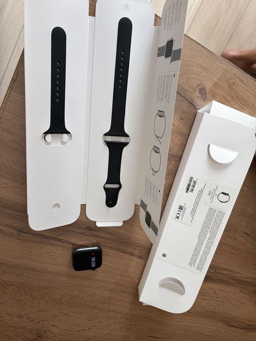 Apple Watch SE 44 mm