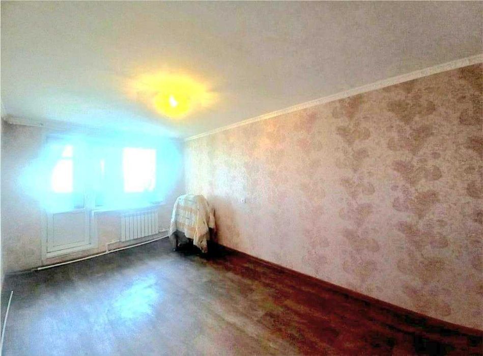 а Продам 2 комнатную квартиру Улучшенной план 70 квартал