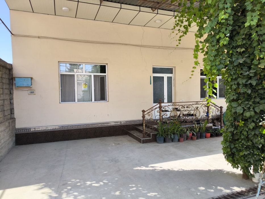 Продается дом на главной улице