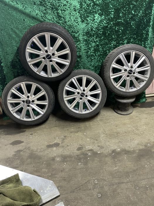 Диски с резиной камрики 16