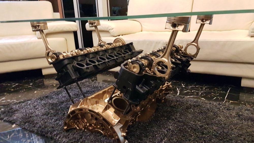 Арт Маса от Двигател V8/V10/V12