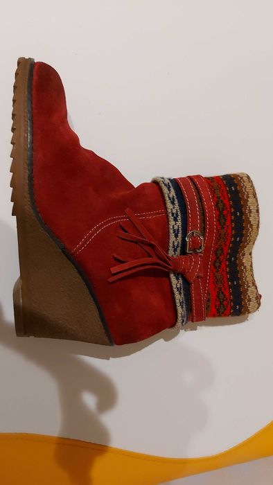 Ghete Tamaris 40