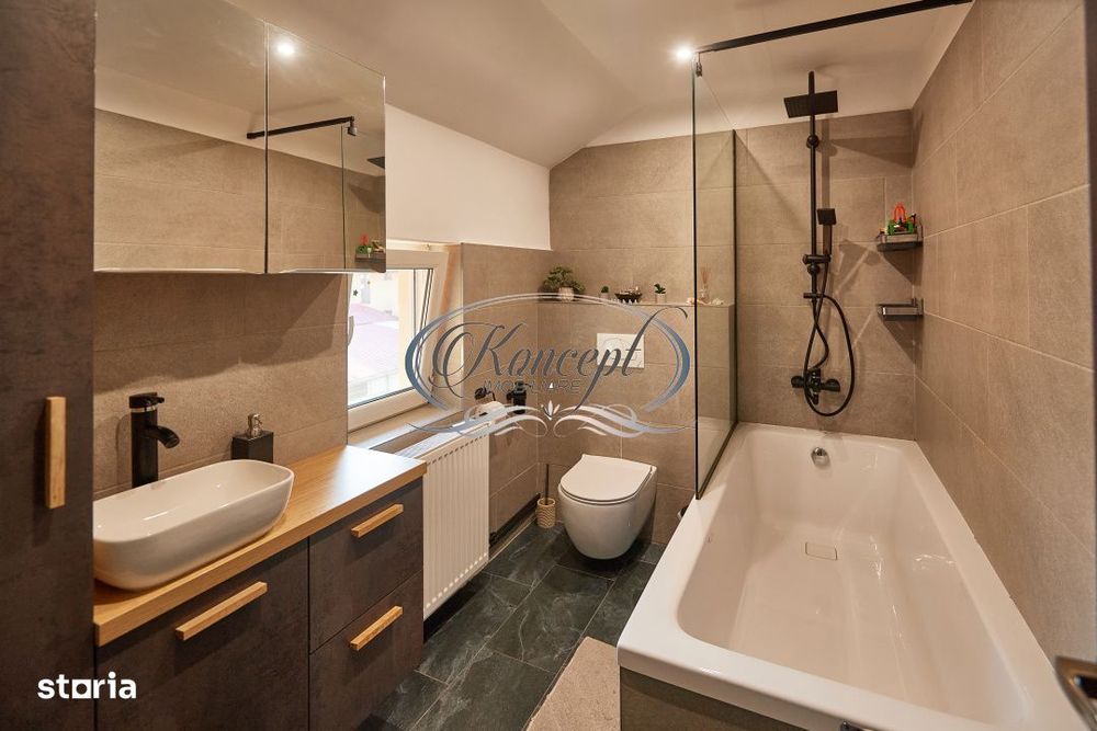 Casa in triplex, 120 mp utili, renovata total, Cuza Voda Floresti
