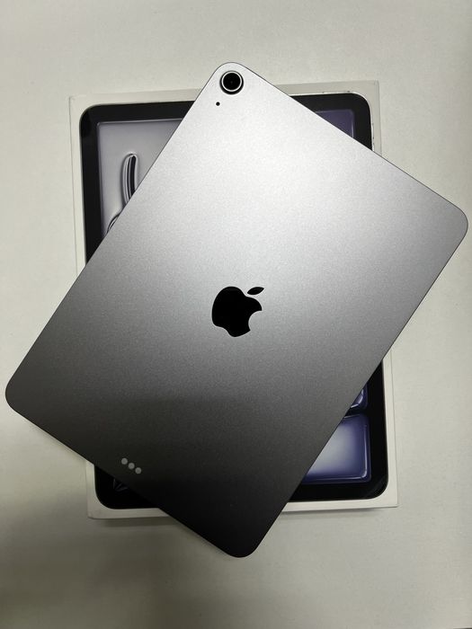 iPad Air M3, 128 gb. 98%