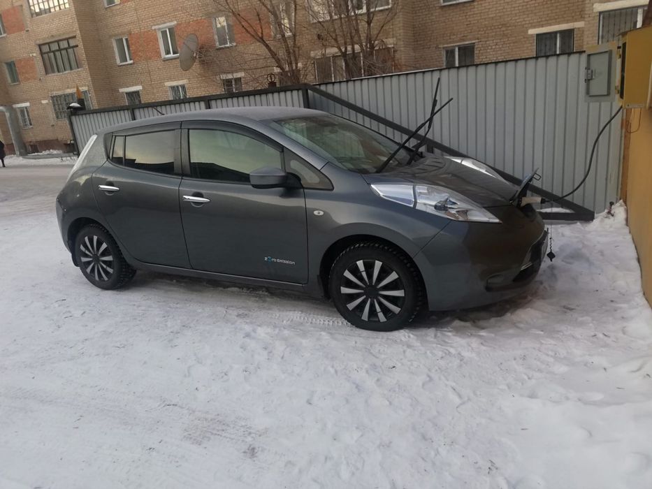 Продам электромобиль 100%  ниссан лиф