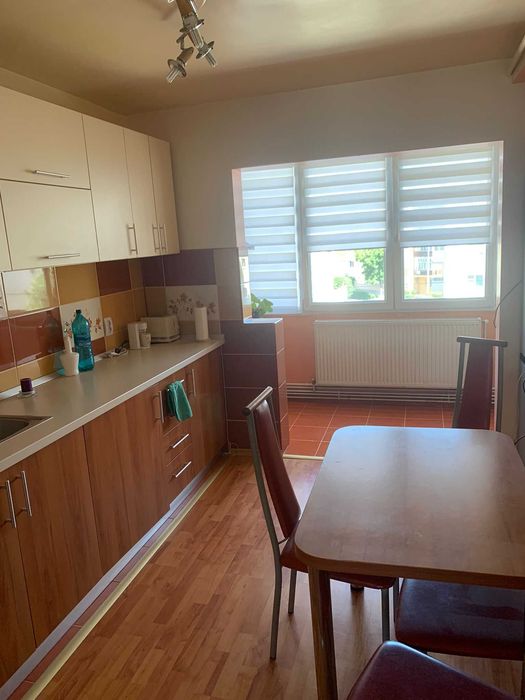 Apartament de inchiriat, 2 camere, zona Materna
