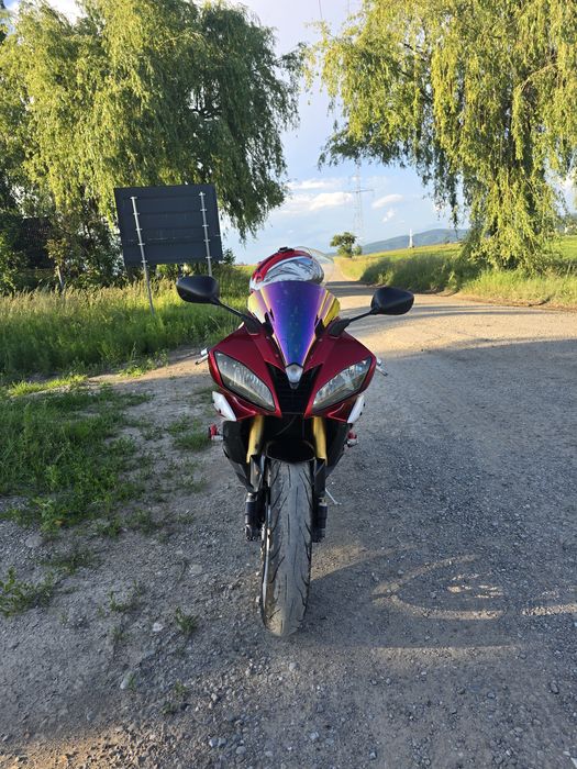 Yamaha R6 2007 .