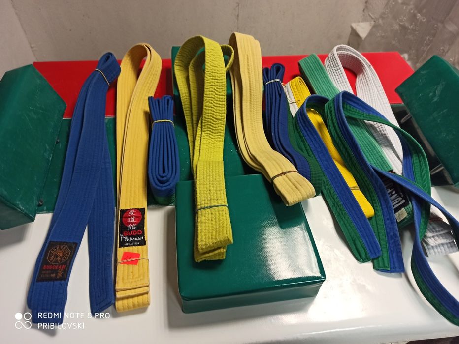 Ръкохватки за канадска борба ,каишки,аксесоари Pribilovski