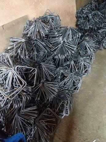 Etrieri  din fier beton pc