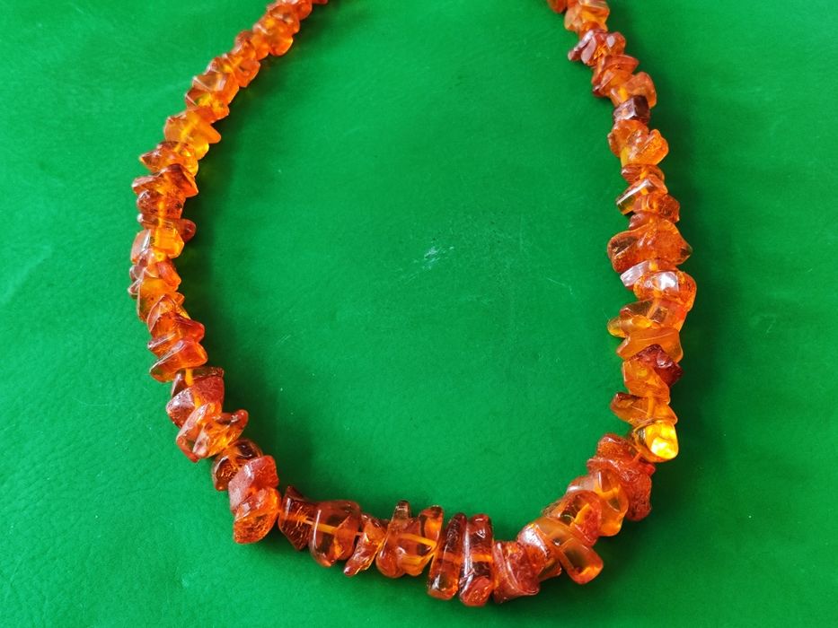 Кехлибар гердан кехлибарен