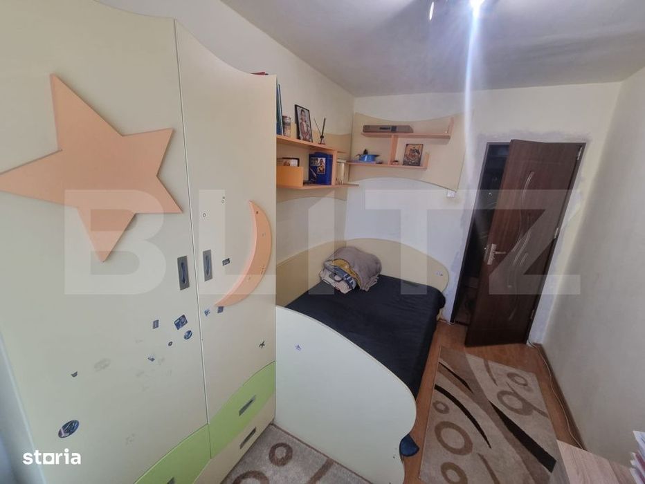 Apartament 3 camere, Craiovita Noua zona Niela