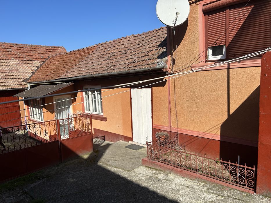 Vand casa la țara Saliste