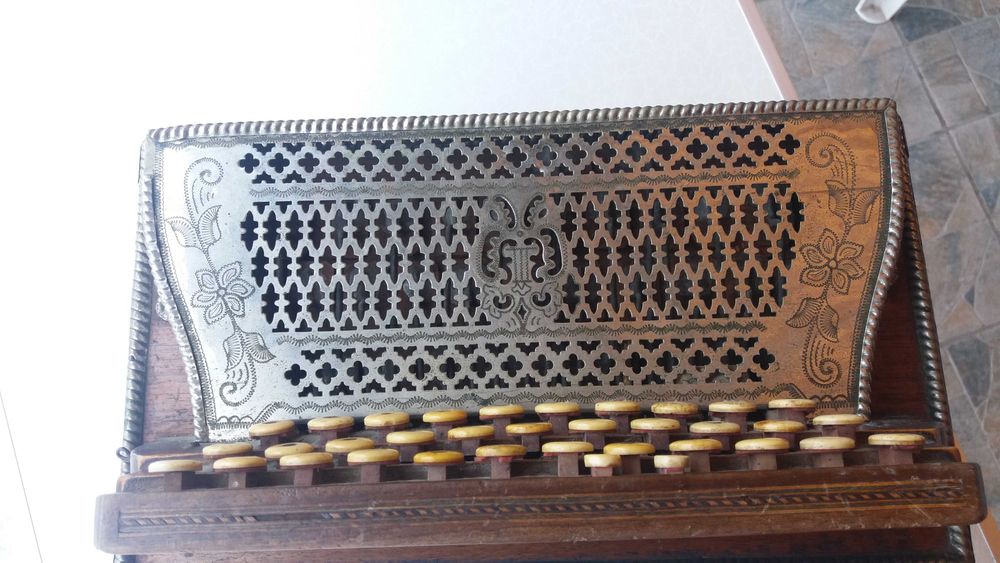 Acordeon(armonica) fff.vechi