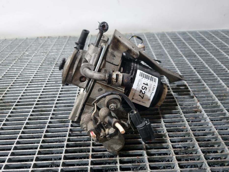 Carcasa Filtru Combustibil Mitsubishi L200 Facelift 2.5 Diesel 2010 - 2015 (1527) NU ARE COD 1770A162 Garantie