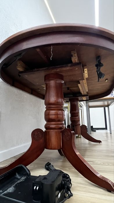 Продам стол большой