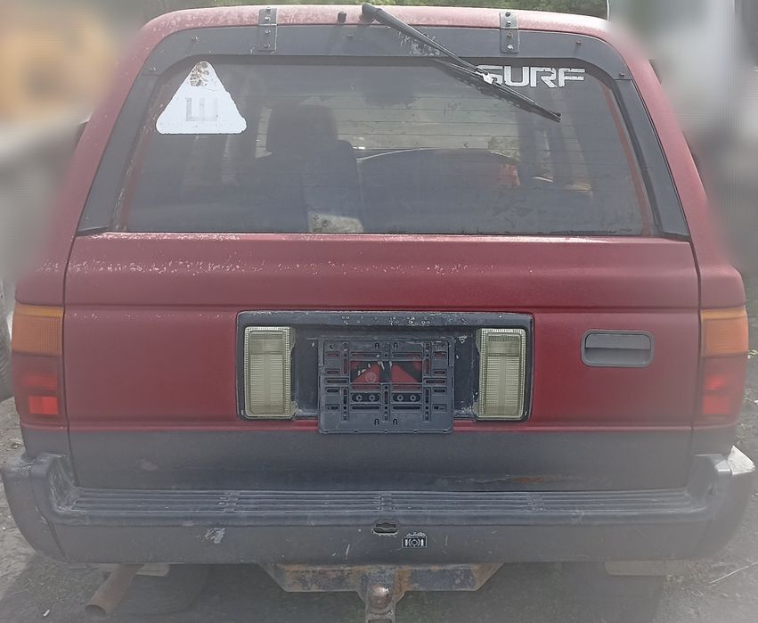 Toyota Hilux surf 130.