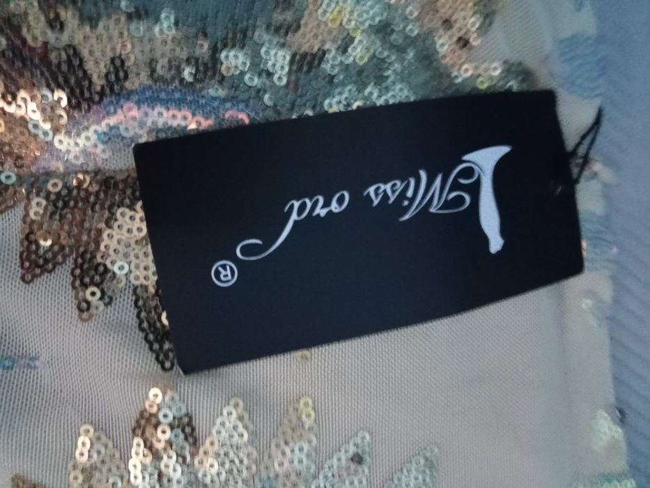 Vand rochie noua cu eticheta