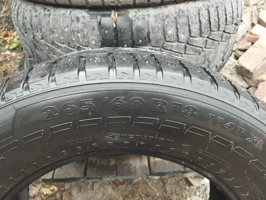 Продам зимние шины бу .