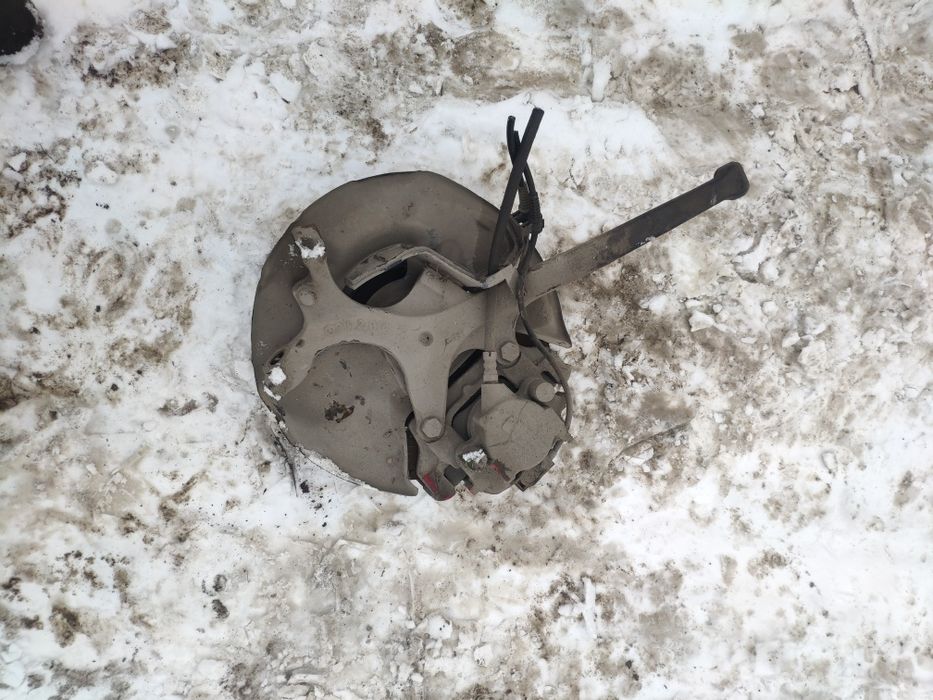 Ступица передняя Мерседес w 210