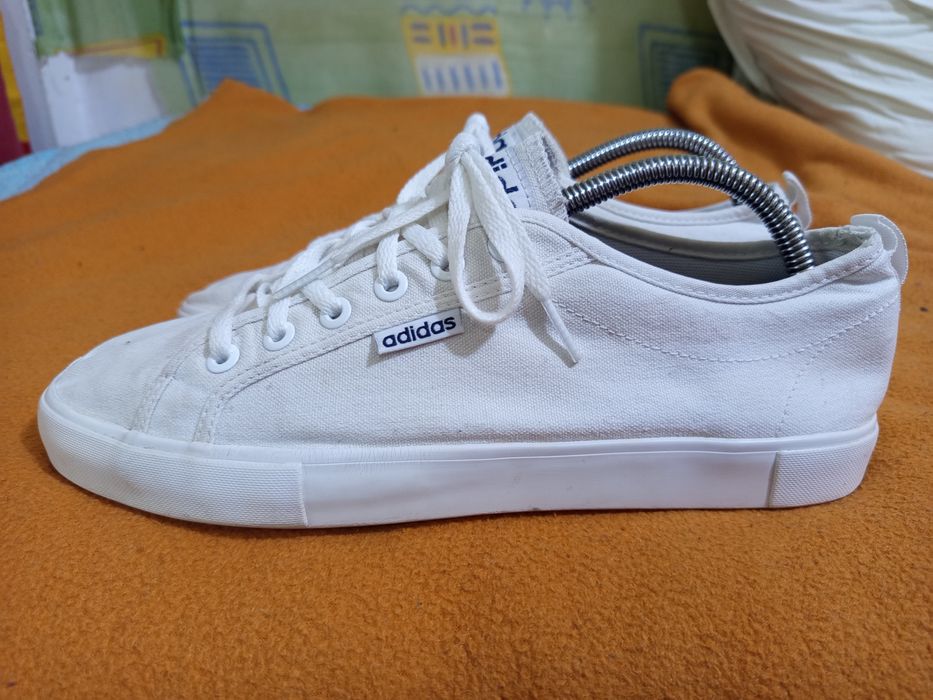 Маратонки"Adidas"41.номер