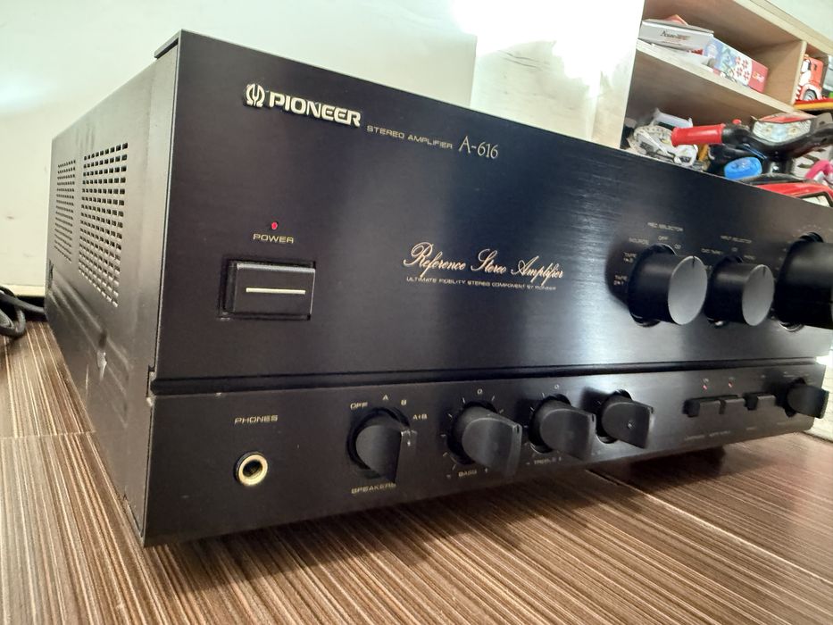 Pioneer A-616 Стерео усилвател