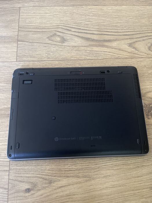 HP EliteBook 840 G1 ; i7 4600U ; 16 GB RAM