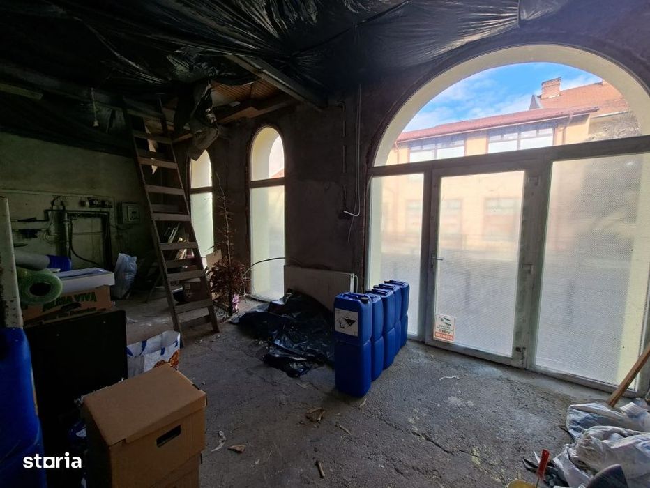 Spatiu comercial l open space l 50 mp utili l zona pietonala l A. Sagu