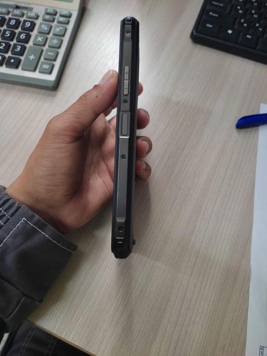 Защищённый смартфон Oukitel wp13