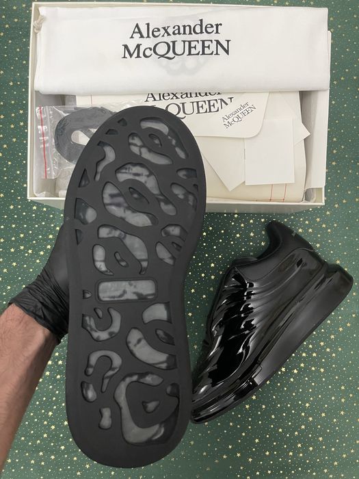 Alexander McQueen Black Lux Gloss