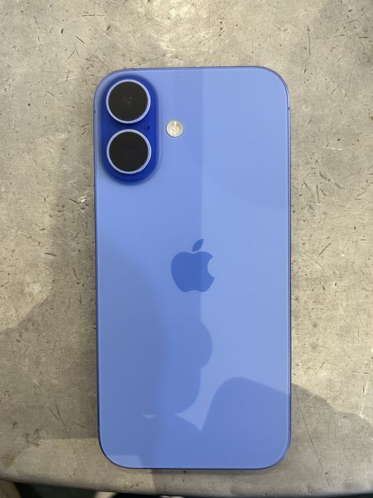 Смартфон IPHONE 16