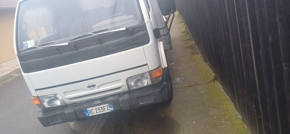 Nissan Cabstar 2001