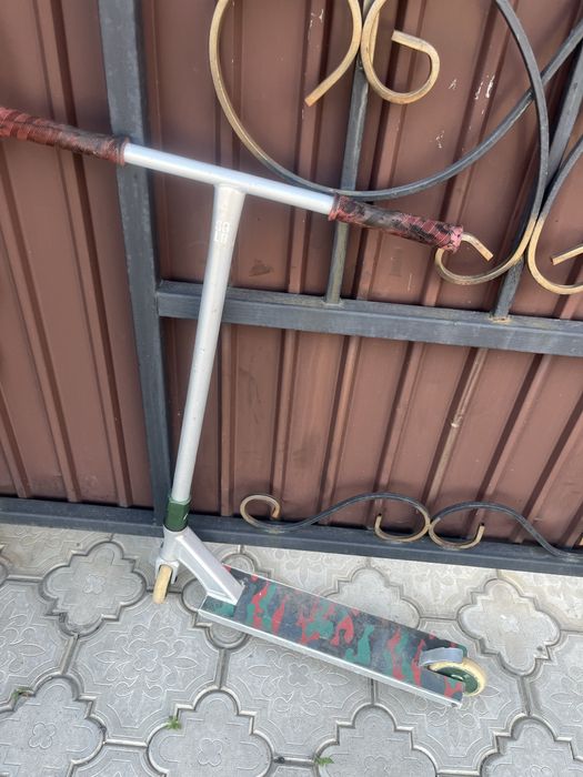 Трюковой самокат