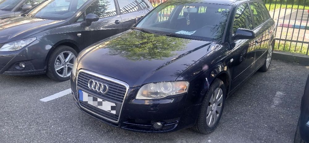 Vând Audi a4 în stare de funcționare an 2007.Preț 2500 Euro