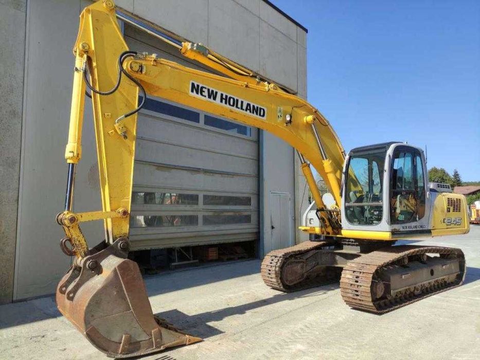 Piese de schimb excavator New Holland