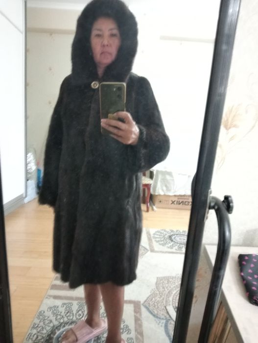 Продам шубу б/у.