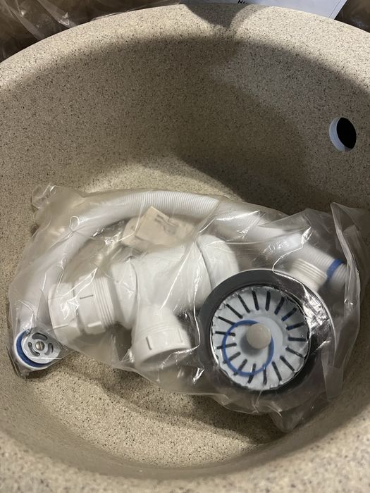 Кухонная мойка новая