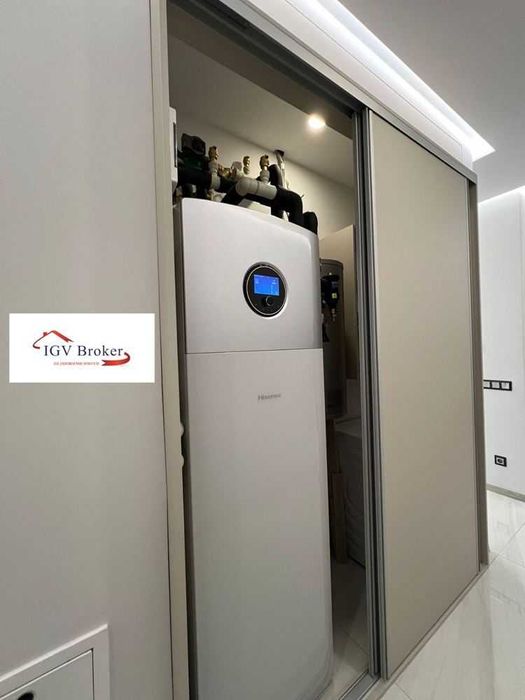 Продава се Двустаен апартамент в София, Кръстова вада - 81 кв.м за 3692 €/кв.м - Снимка #11