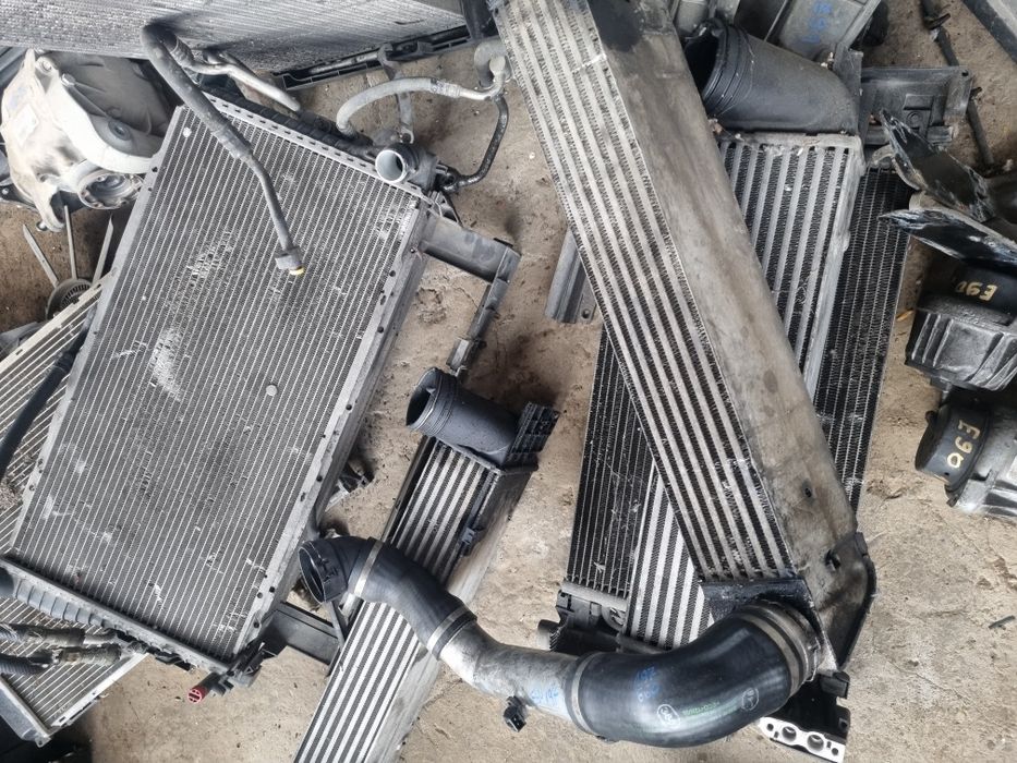 Воден Радиатор бмв е60 е61 е90 е91 е92 е93 е87 ф10 ф30 ф11 ф31