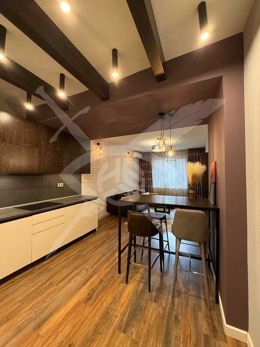 Дава се под наем Тристаен апартамент в София, Лозенец - 76 кв.м за 1097.01 € - Снимка #1