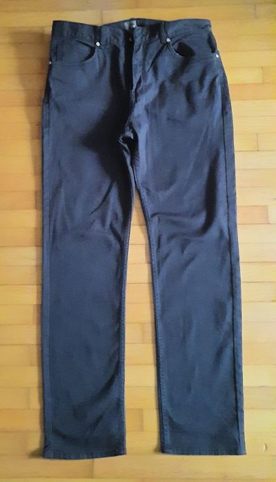 Pantaloni negri pentru băieți