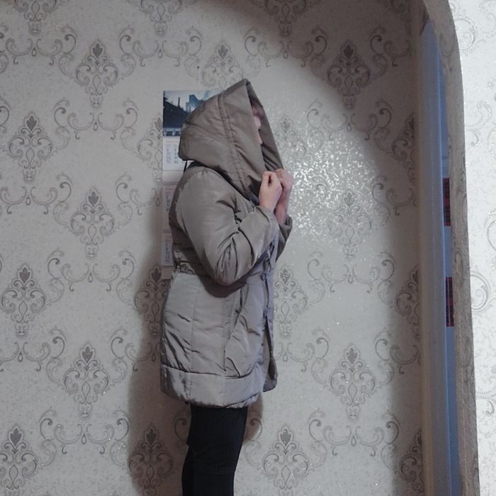 Куртка - женская.