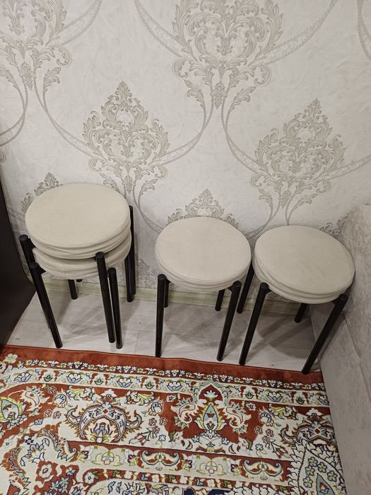 Продам табуретки