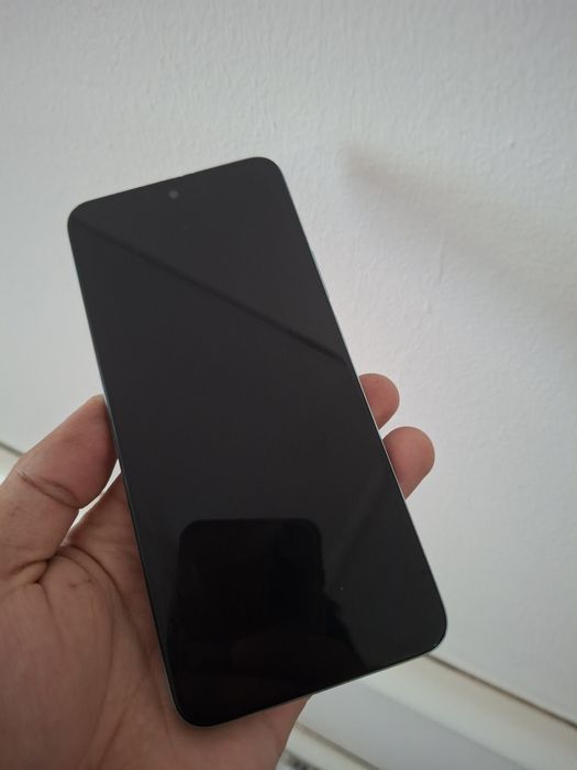Honor x7b  8/128