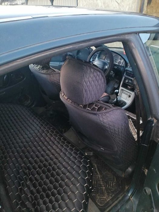 Продам Мазда 323